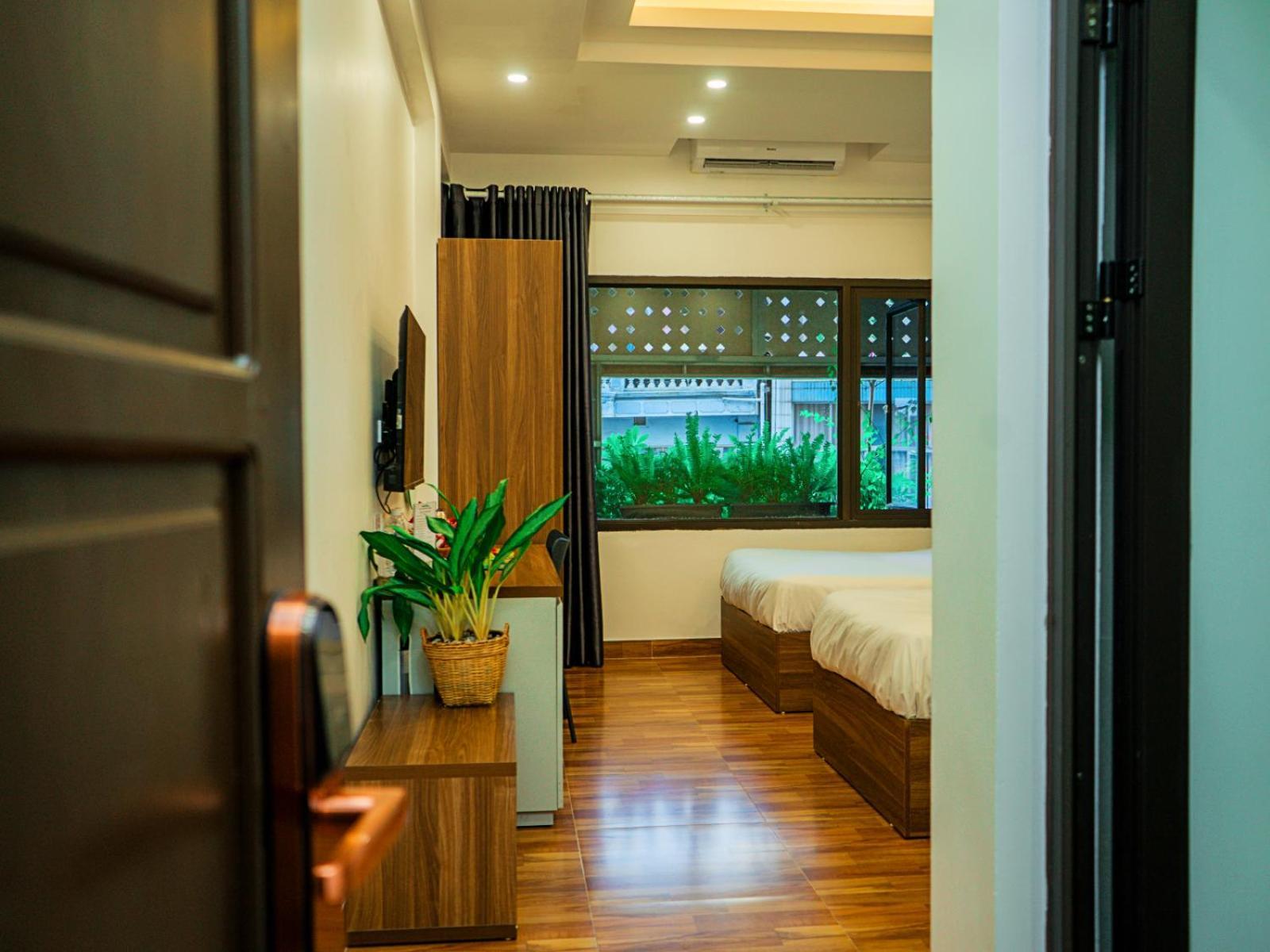Bai Chay Panda Hotel Ha Long Exterior photo